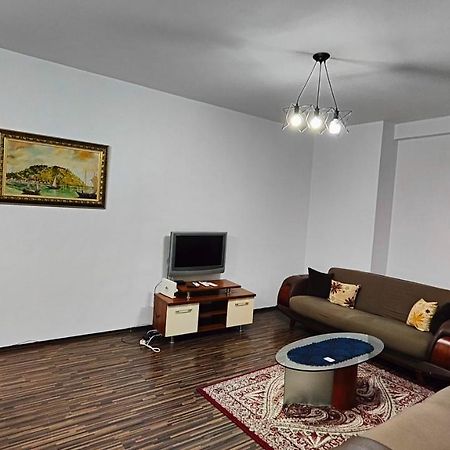 Appartamento Familiare Di Toni Shkodër Extérieur photo